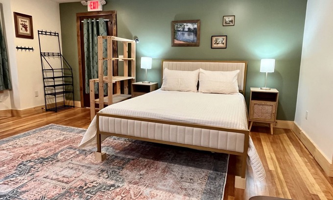 Old Forge Apartment | Charming one bedroom on Main St