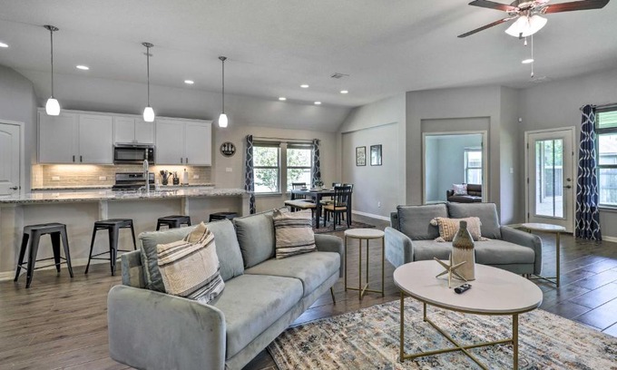 Pflugerville House | Charming Pflugerville Home about 25 Mi to Austin!