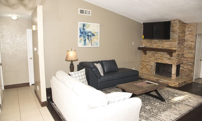 Plano House | Charming Plano Hideaway 3Bedrooms 2Bathrooms with Cozy Vibes