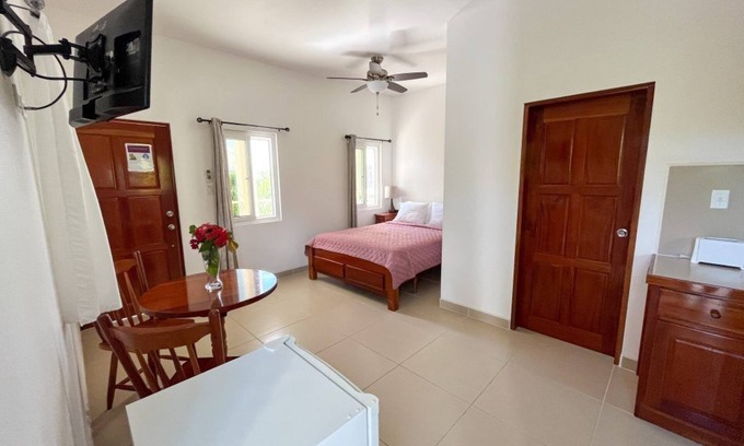 Caye Caulker Apartment | "Charming Private Balcony Studio: Your Perfect Retreat Awaits!"