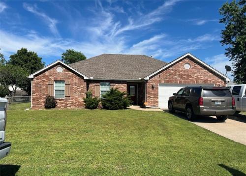 Sand Springs House | Charming Ranch Home near Candlestick Beach - 3BR, 2BA, Garage