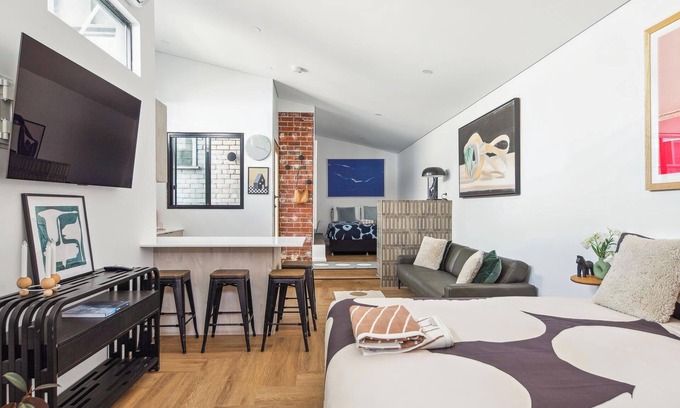 East Fremantle Apartment | Charming Riverside Studio in East Fremantle | Scandinavian Bliss