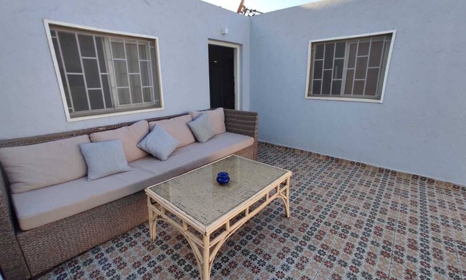 Harhoura House | Charming small villa with garden near the beach