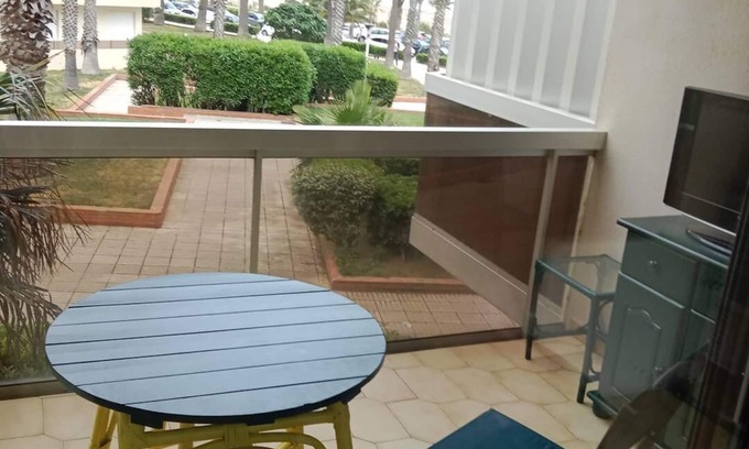 Le Grand Large Apartment | Charming studio 20 m from the beach, terrace and lift- 2BEAZUR99