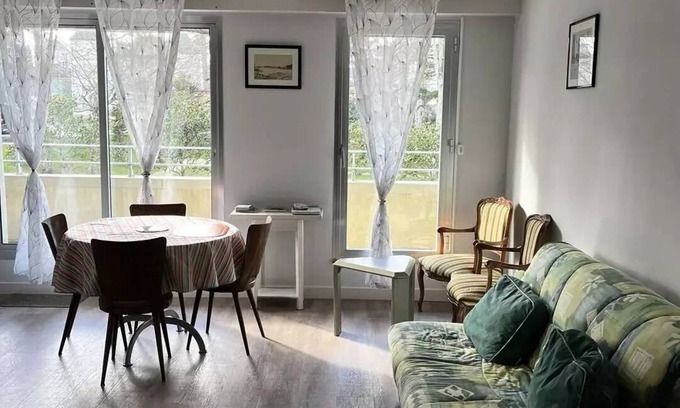 Pleneuf-Val-Andre Apartment | Charming studio in the heart of Val André.