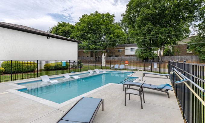 Sherwood Park Apartment | Charming studio apartment in awesome Huntsville near Redstone Arsenal