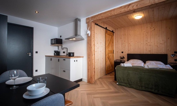 Winterberg Apartment | Charming studio with flair furnished next to the ski slope Am Eschenberg