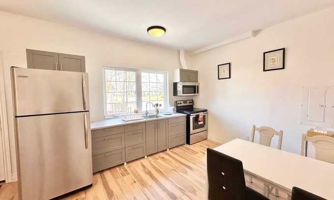 Port Colborne Apartment | Charming Suite near the Marina and Beaches