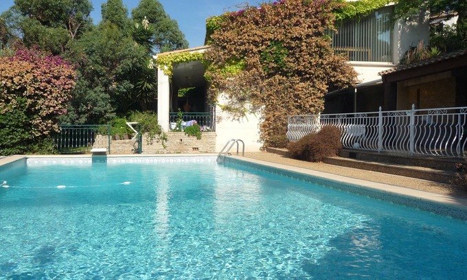 La Seyne-sur-Mer House | Charming villa with sea view