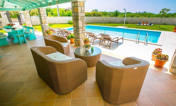 Radetici Villa | Charming Villa Luce Ribari in Istria Countryside
