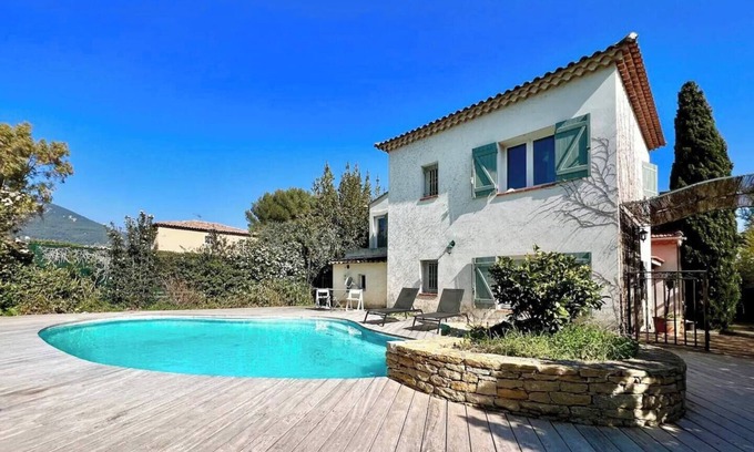 Le Mourillon Villa | Charming villa with swimming pool in a quiet area close to the sea