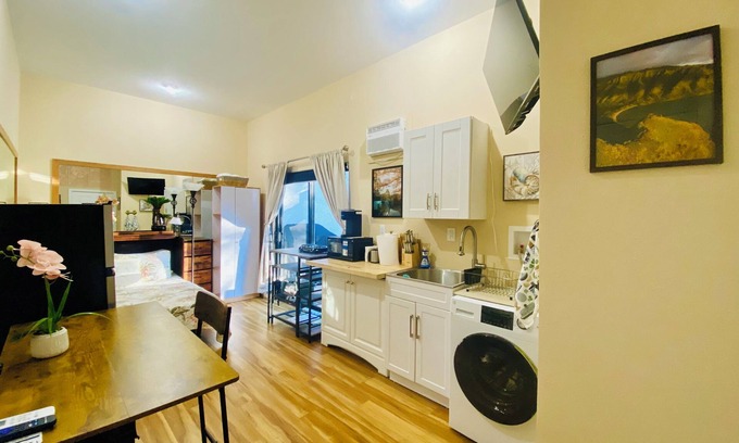 Bluffs Apartment | Charming Waikoloa Studio!