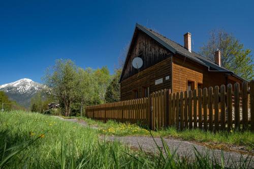 Vysoke Tatry Ski Chalet | Chata Dolný Smokovec Správa TANAPu