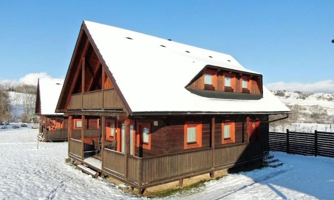 Stredne Malatiny Ski Chalet | Chata Ellas
