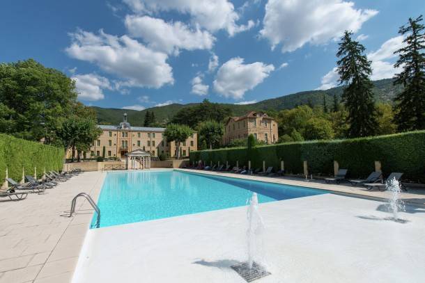 Montbrun-les-Bains Apartment | Chateau des Gipières 23