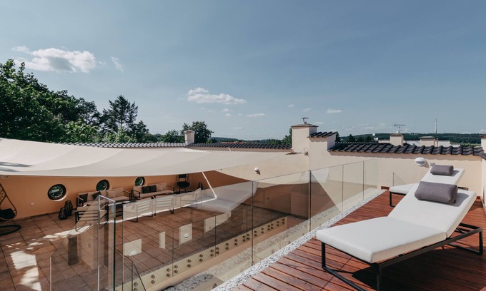 Trnova Hotel | Chateau Trnová