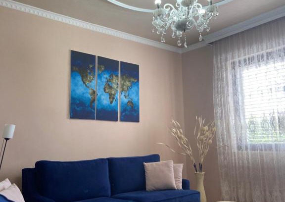 Shkoder House | Cheerful residential home with free parking & WiFi