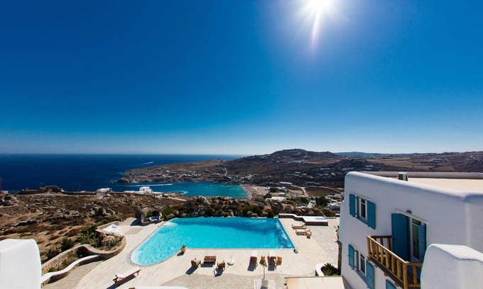 Plintri Villa | Chef included by Fantasia Villas: Paradiso Villa 8 bedrooms