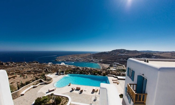 Plintri Villa | Chef included by Fantasia Villas: Paradiso Villa 10 bedrooms