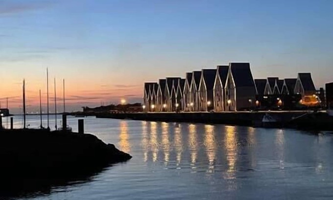 Dunkerque Centre Apartment | Chez "Ca&Ro", bright Apt between town and sea, Belet