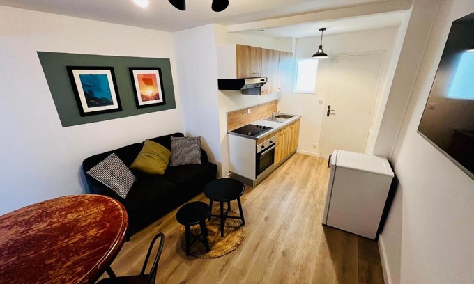 Boulogne-Centre Apartment | Chez Chromatique, 2 pers, hyper centre-ville