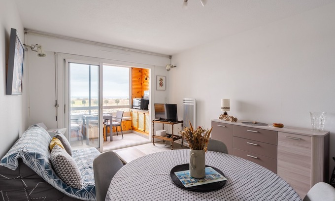 Courseulles-sur-Mer Apartment | Chez Doudou - Appt pour 4