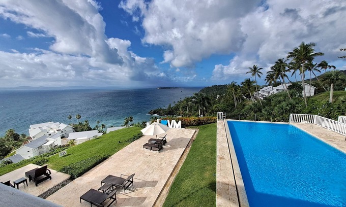 Samana Apartment | Chic 1-bedroom apartment with fitness room, WiFi in brilliant Los Naranjos