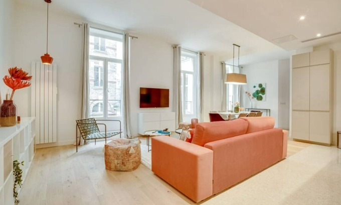 Quartier de la Folie-Mericourt Apartment | Chic 3-Bedroom Apartment in the Heart of Paris