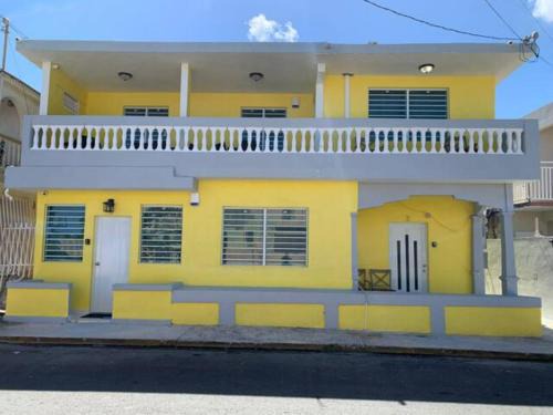 San Juan Apartment | Chic 3 Bedroom Unit, Few Steps To The Ocean, Barbosa Unit 4