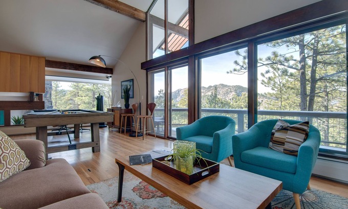 Boulder House | Chic Boulder Mountain Home w/Hot Tub + Views