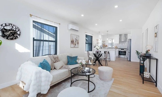 Eagle Rock House | Chic Comfort Meets Prime Location Mid-Term Rental in the Heart of Eagle Rock