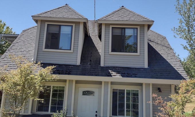 Grass Valley House | Chic cottage w/spectacular views - minutes from downtown