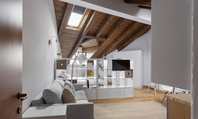 Porta Garibaldi Apartment | Chic Loft Living in Via Farini