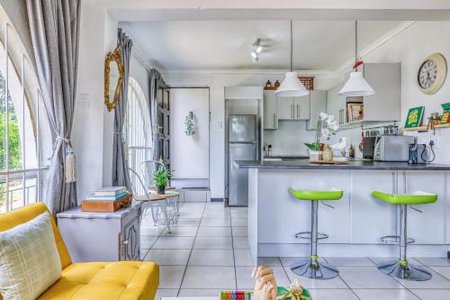 The Reeds Apartment | Chic Midtown Studio-1 Bed-solar-pool-fibre-samrand