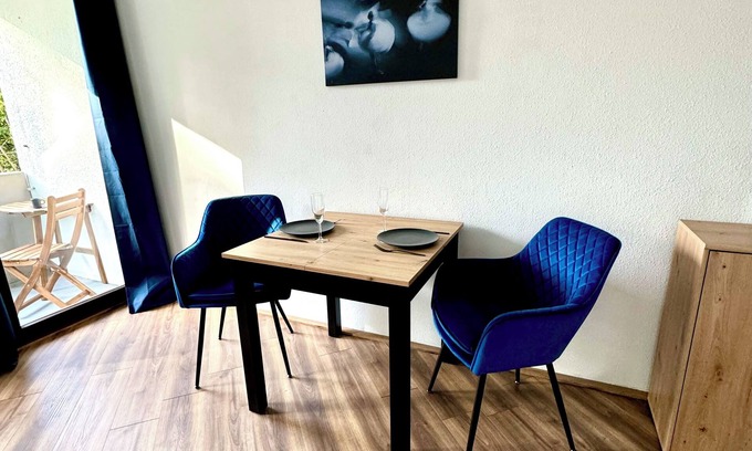Beeden Apartment | Chic serviced apartment near Homburg's university and technology park