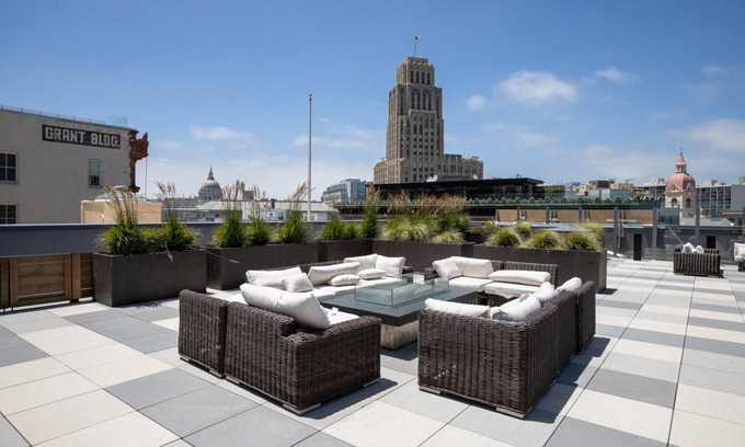Mid-Market Apartment | Chic Soma 1BR w/BBQ, Lounge, close to BART, by Blueground