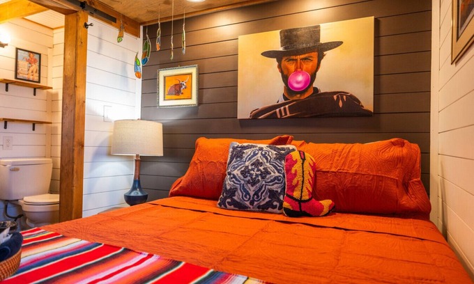 Alpine Apartment | Chic Tiny Home Close to Everything @ Casa Paloma