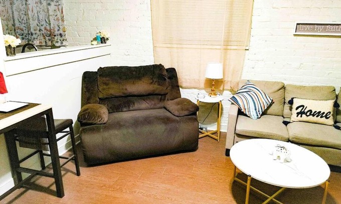 Shockoe Bottom Apartment | Chic &Trendy Queen Bd/1bth,Downtown Richmond