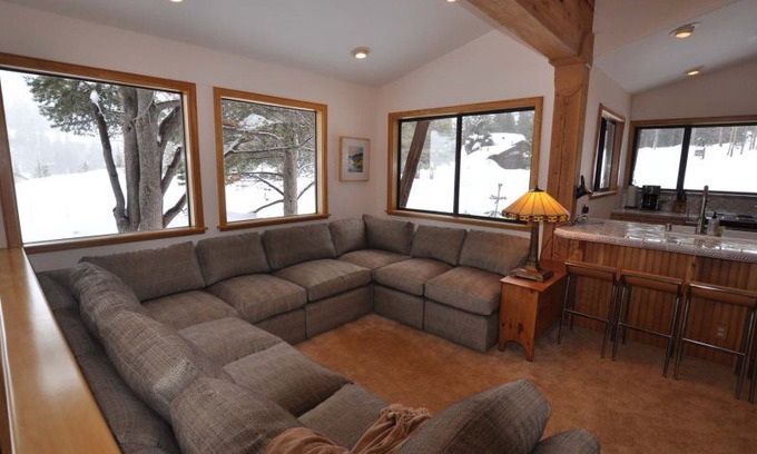 West Meadows Cabin | Chicken Feathers #119-3