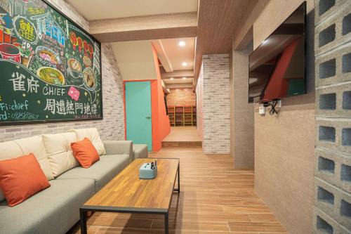 West Central District House | Chief Homestay輕旅套房附設電梯#本國旅客須先匯款