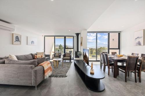 Jindabyne House | Chilam B