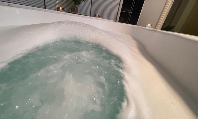 North Lakes House | Chill Lux SPA Unit