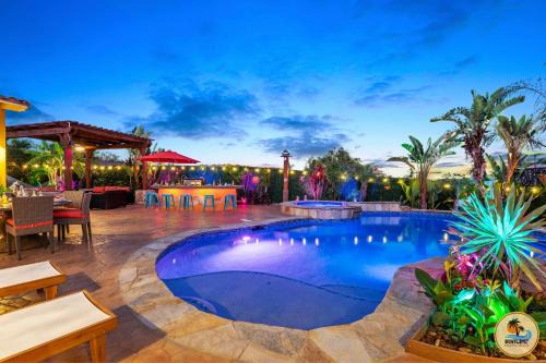 Linda Vista House | Chill Tulum Vibes 5BR Retreat with Pool, Spa, Games!