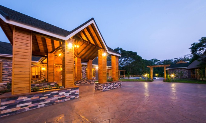 Fort Portal Cabin | Chimpundu Lodge