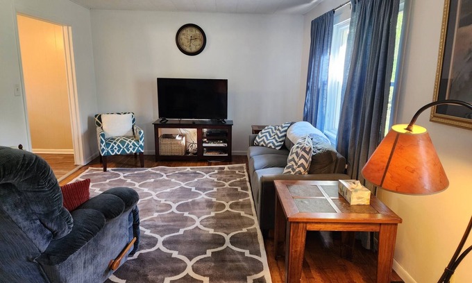 Sharonville House | Chipmonk Holler Home Page