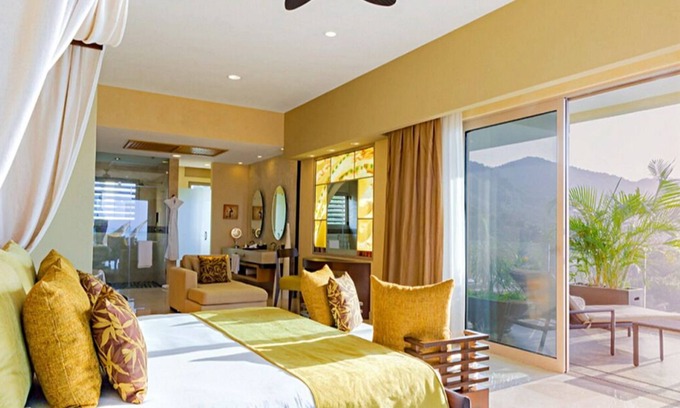 Puerto Vallarta Resort | Christmas week! Amazing Mtn Unit: 3 Bdrm Suite: Available December 20-27, 2025