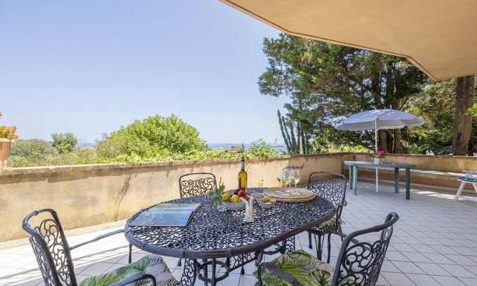 Santa Flavia Apartment | Cicladi Milos by Interhome