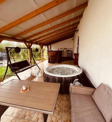Poroszlo House | Ciki Vendégháza