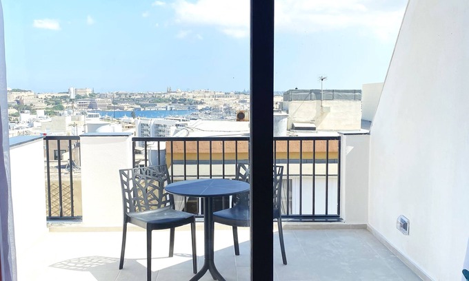 Sliema Hotel | Citizen suites