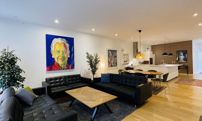 København V Apartment | City Apartment in Copenhagen with 4 bedrooms sleeps 8